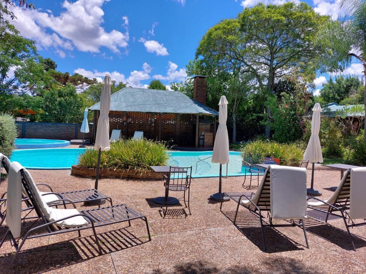 Hotel Jardines De Dayman Termas del Dayman Exterior photo